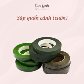 Cận cảnh các cuộn băng keo sáp quấn cành màu xanh và nâu chuyên dụng cho hoa nến Can Lãnh